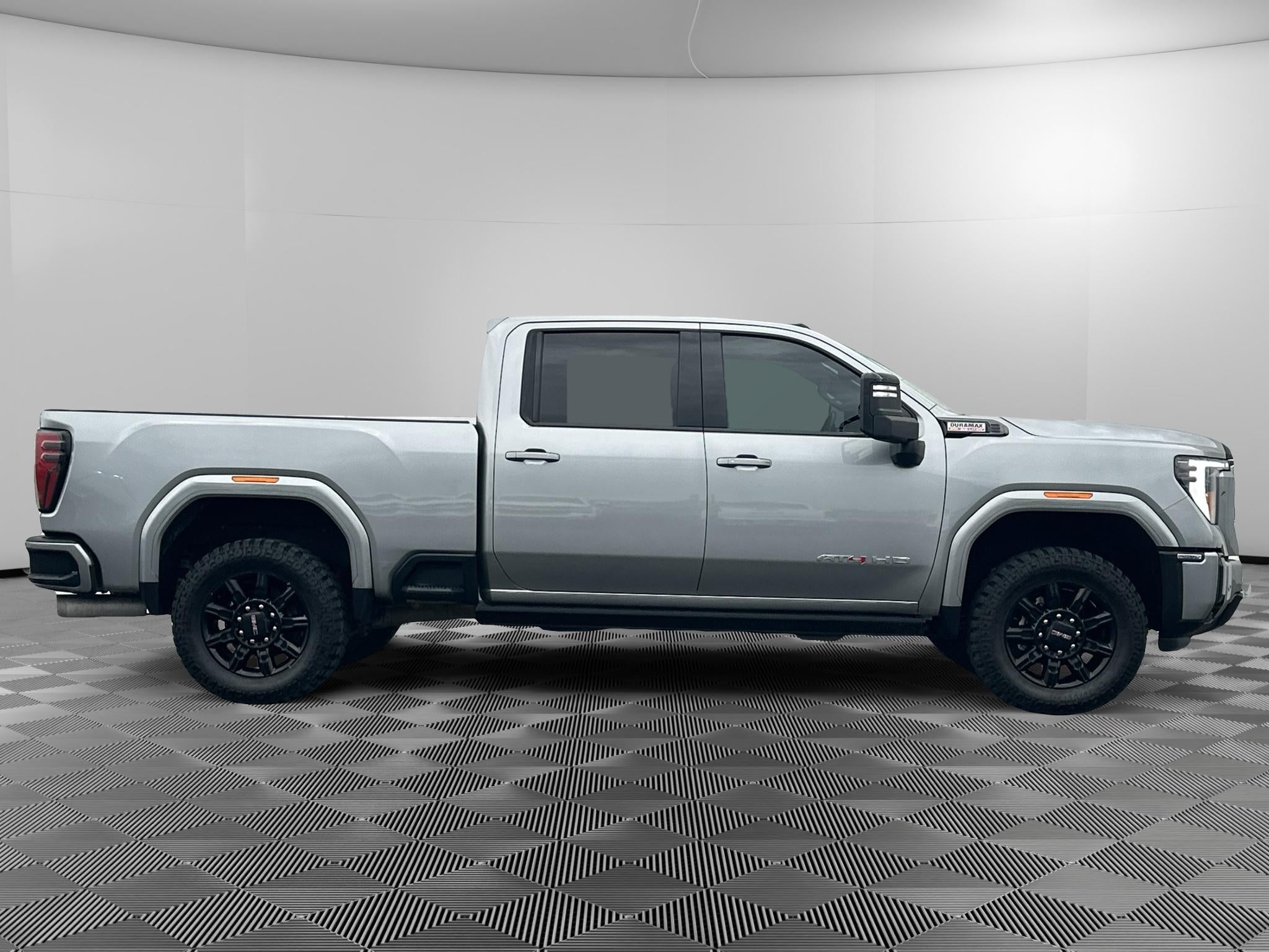 2024 GMC Sierra AT4