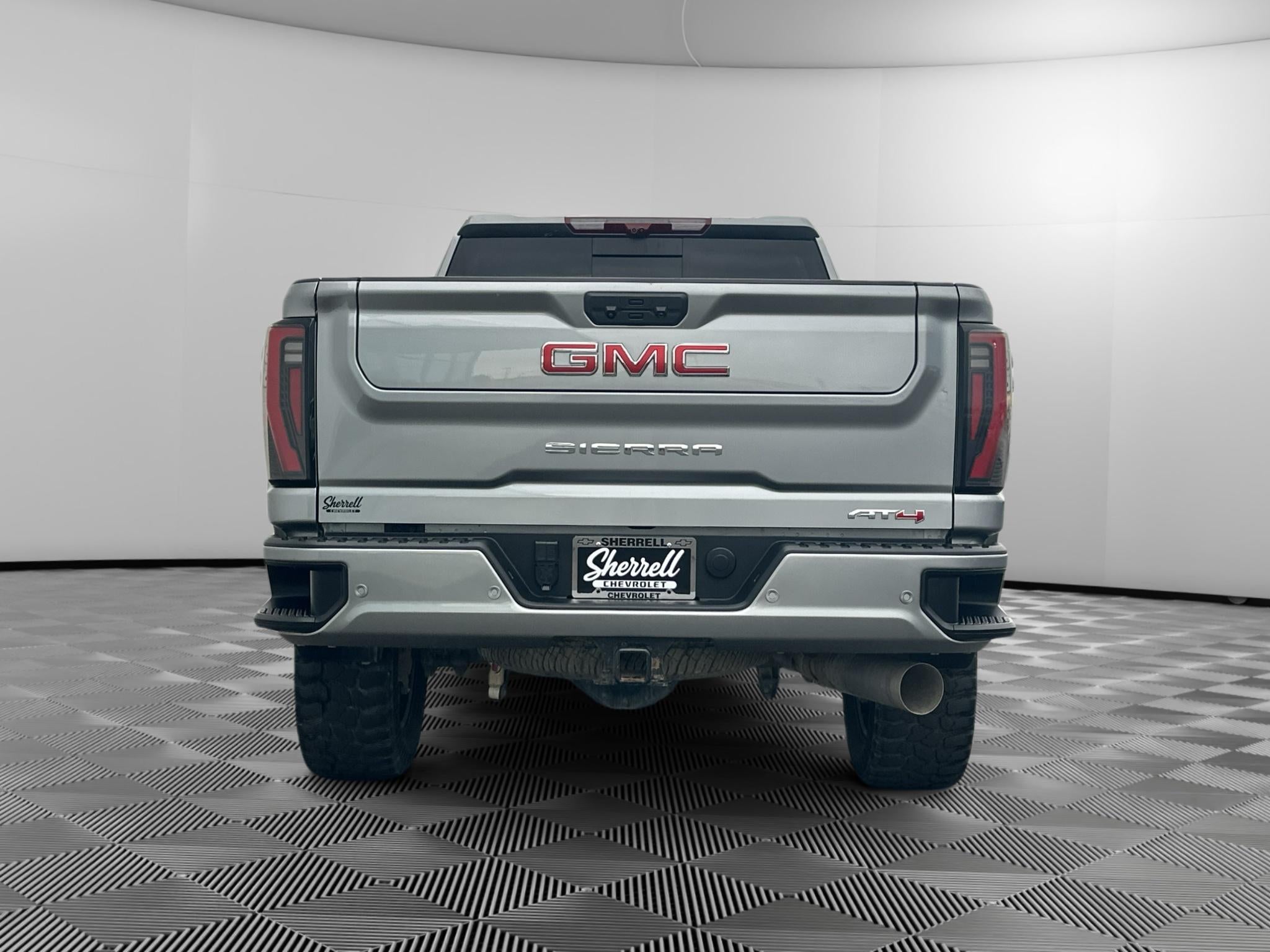 2024 GMC Sierra AT4