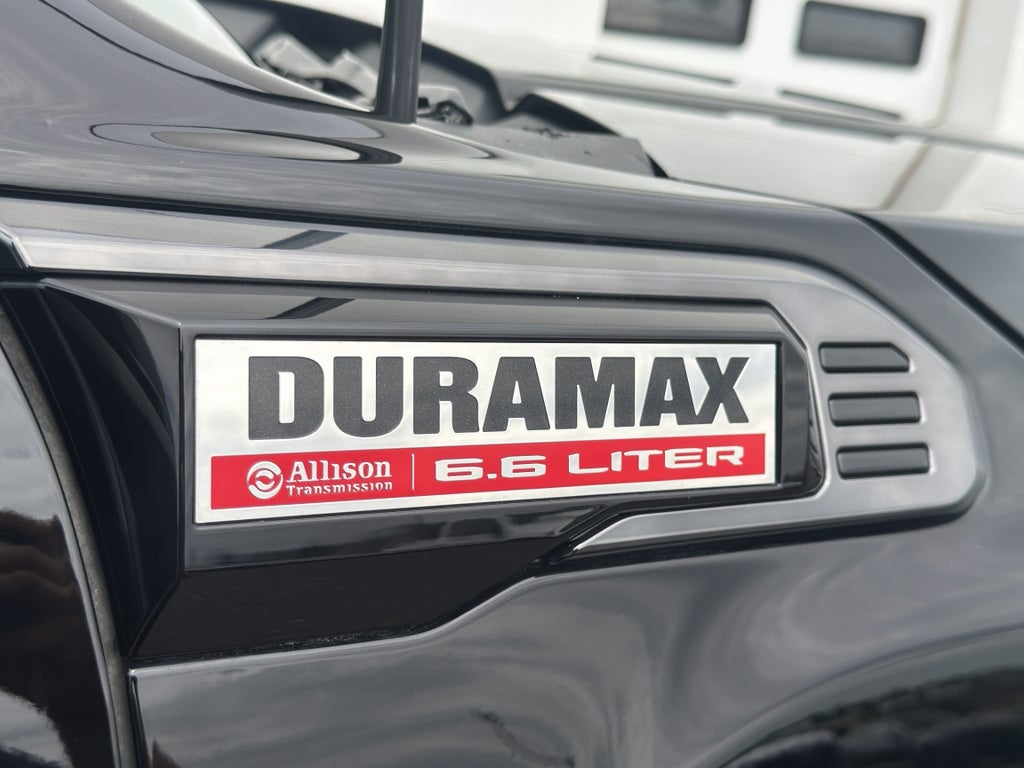 2024 GMC Sierra AT4