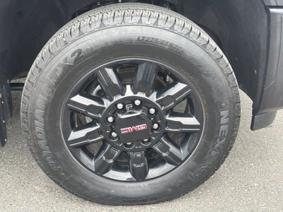 2024 GMC Sierra AT4