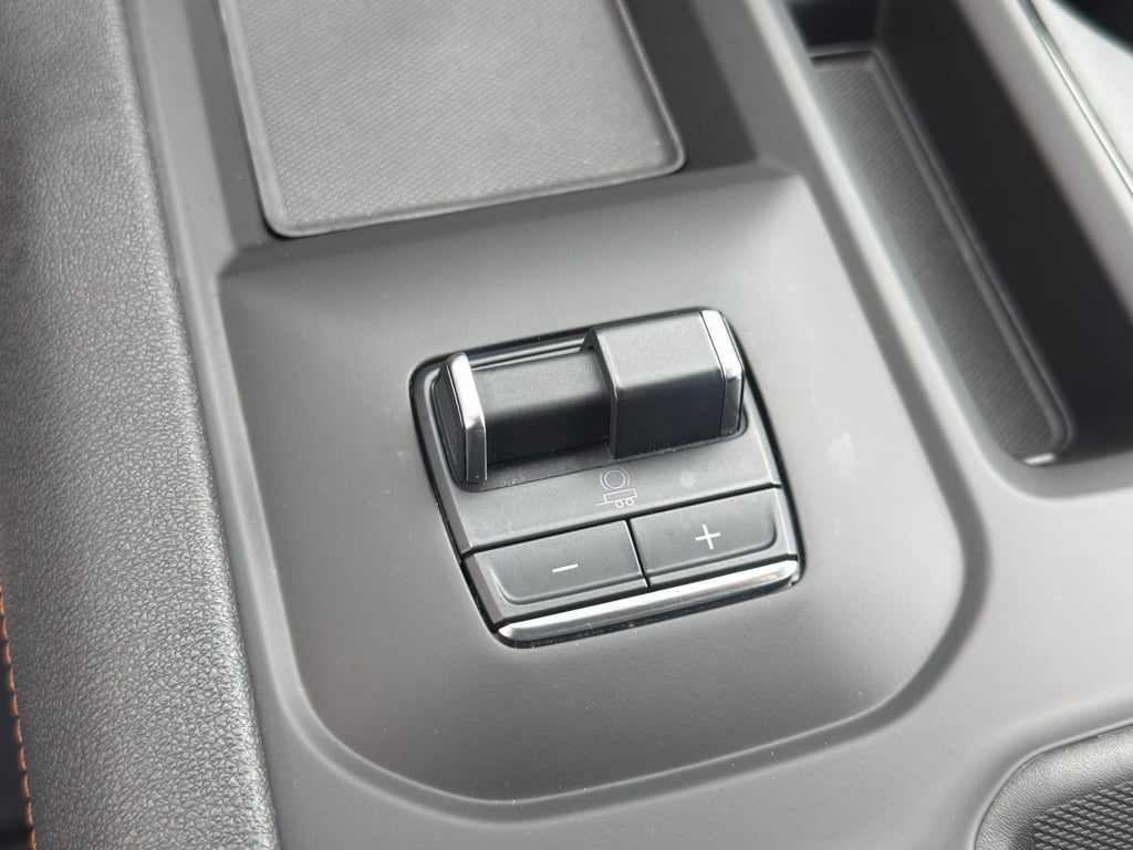 2024 GMC Sierra AT4