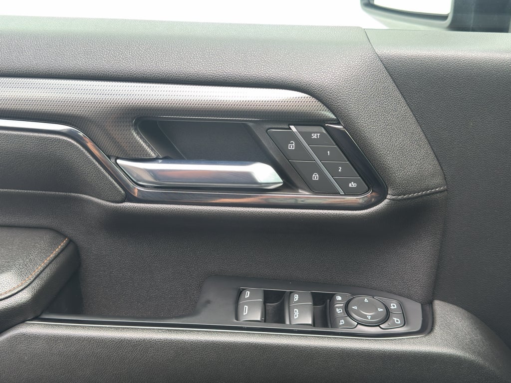 2024 GMC Sierra AT4