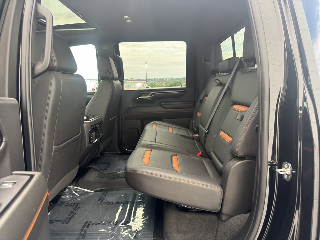 2024 GMC Sierra AT4