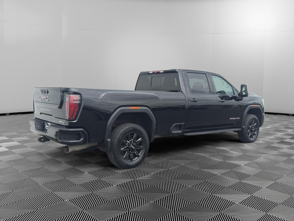 2024 GMC Sierra AT4