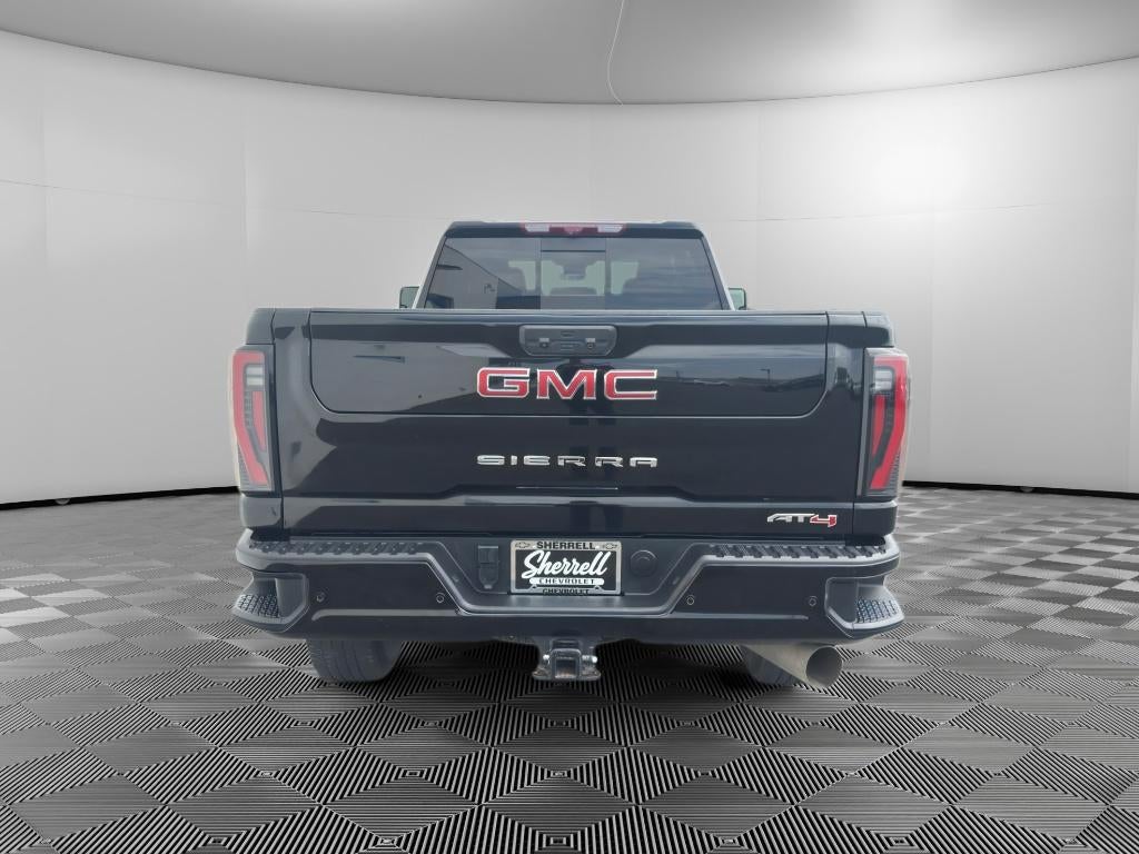 2024 GMC Sierra AT4