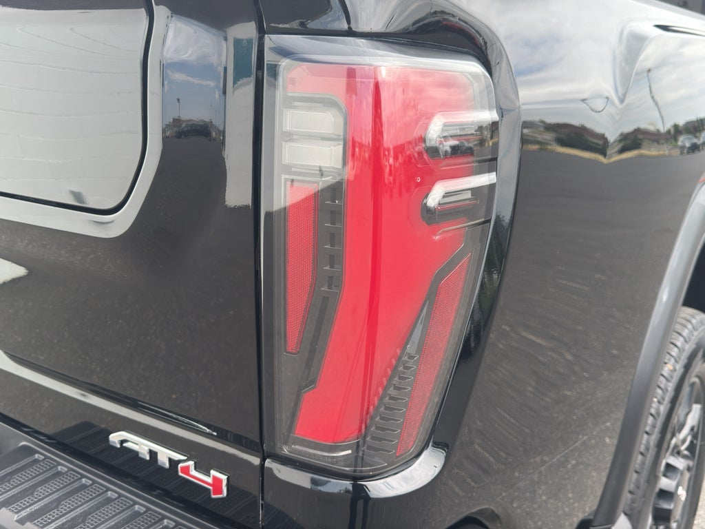 2024 GMC Sierra AT4