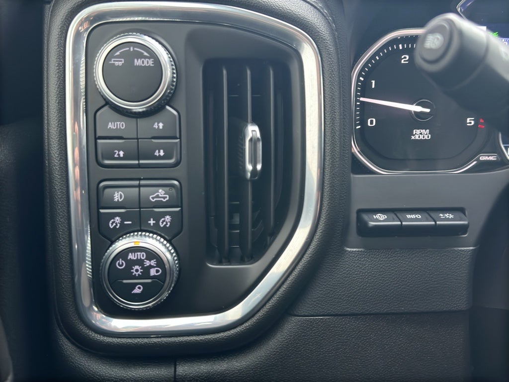 2023 GMC Sierra Denali