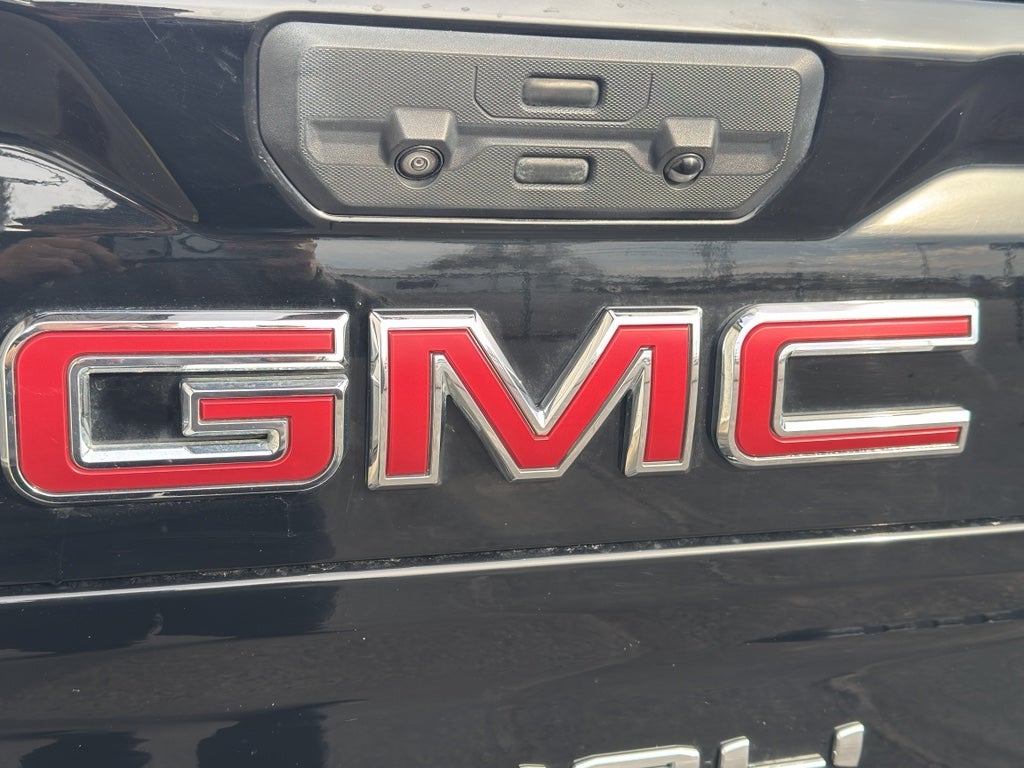 2023 GMC Sierra Denali