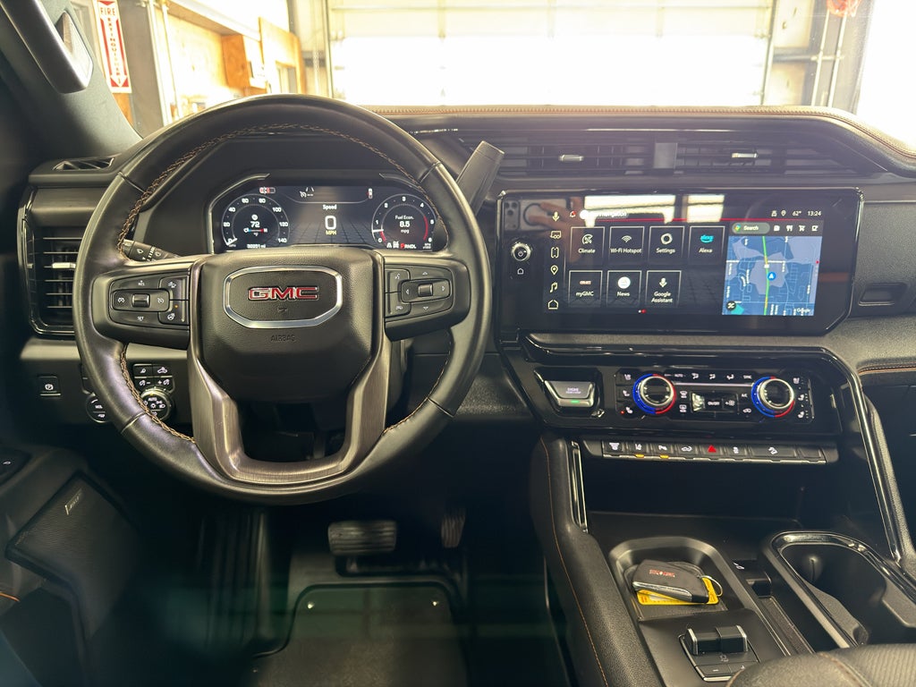 2025 GMC Sierra AT4