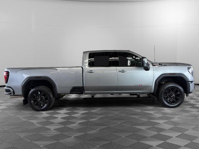 2025 GMC Sierra AT4