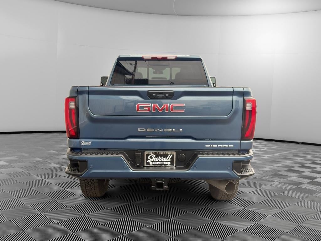 2025 GMC Sierra Denali