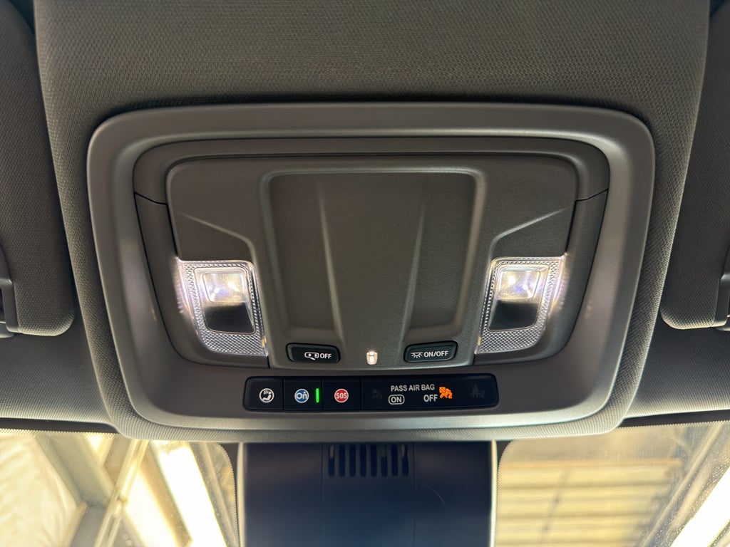 2024 GMC Sierra Pro