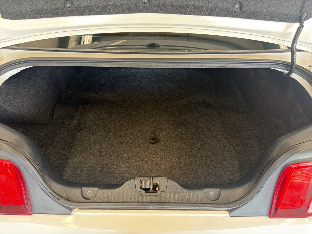 2012 Ford Mustang V6 Premium