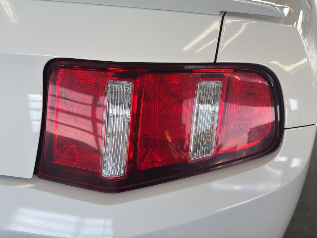 2012 Ford Mustang V6 Premium