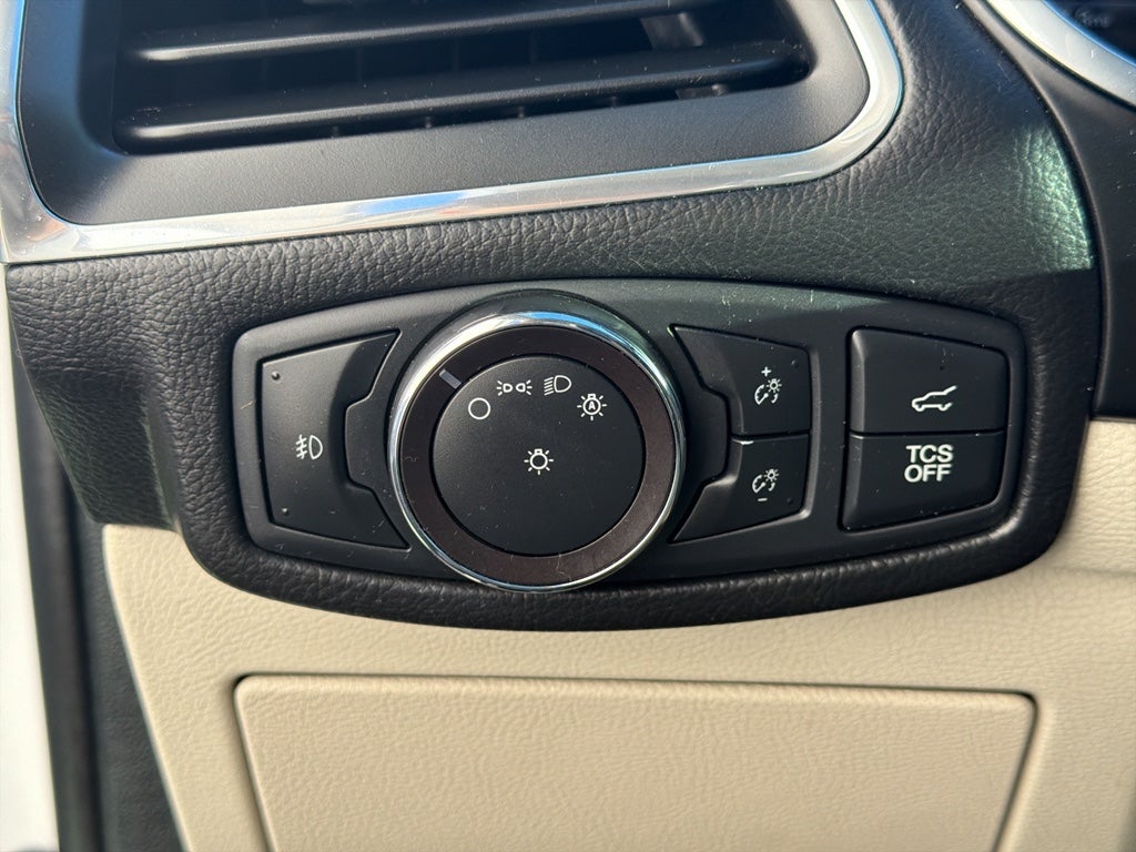 2020 Ford Edge Titanium