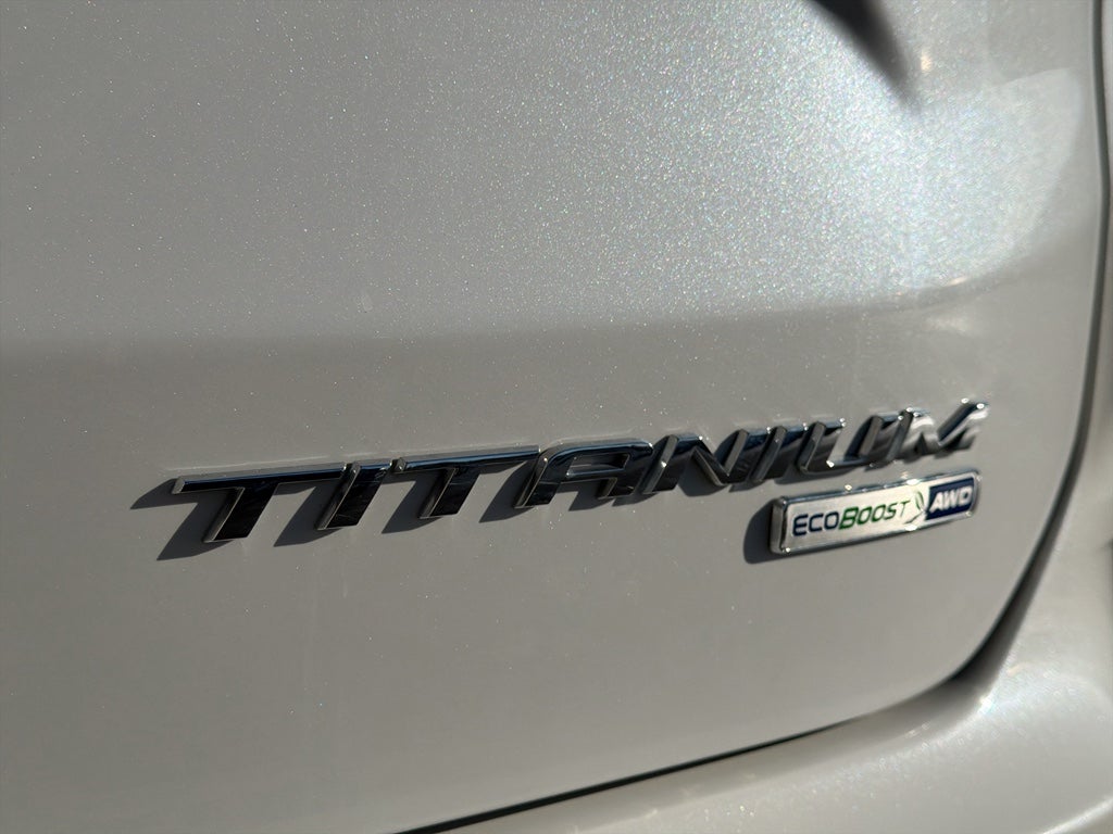 2020 Ford Edge Titanium