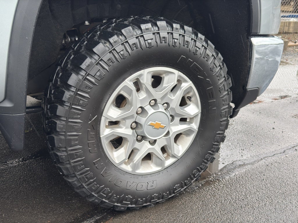 2025 Chevrolet Silverado LTZ