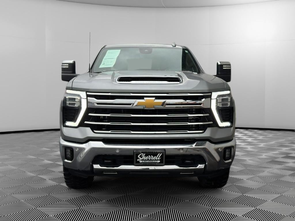 2025 Chevrolet Silverado LTZ