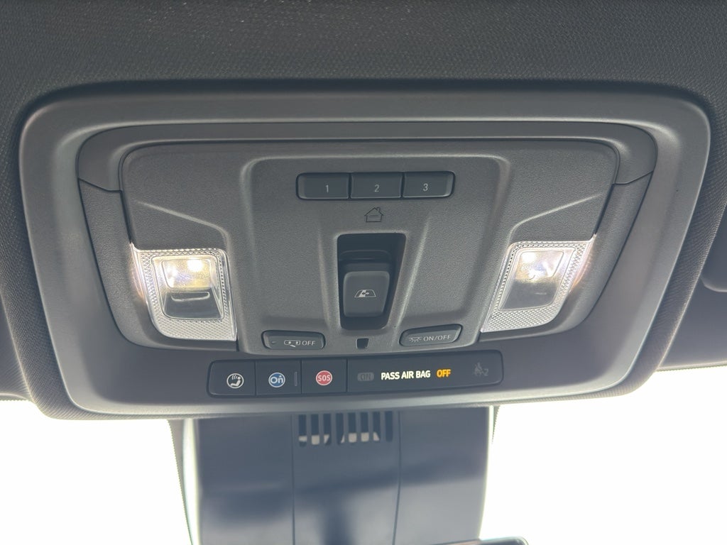 2025 Chevrolet Silverado LTZ