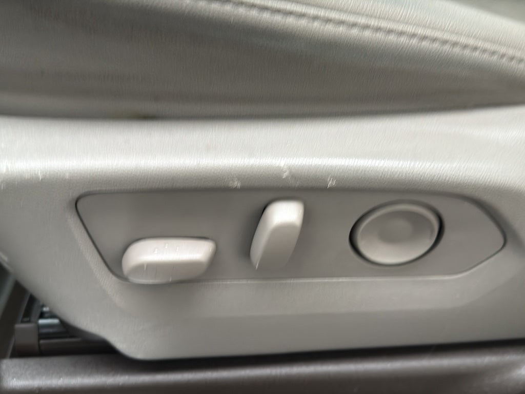 2025 Chevrolet Silverado LTZ