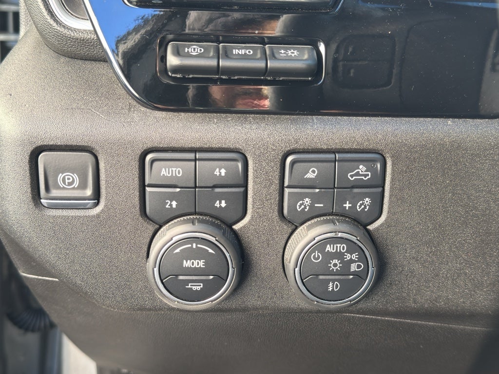 2025 Chevrolet Silverado LTZ