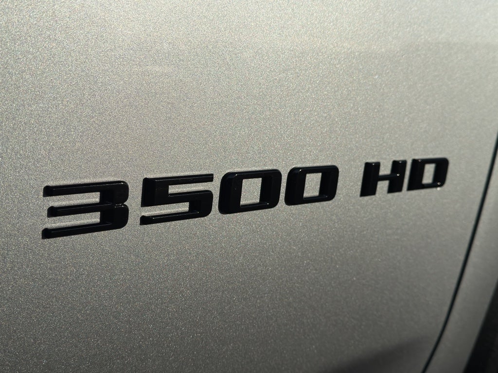 2025 Chevrolet Silverado LTZ