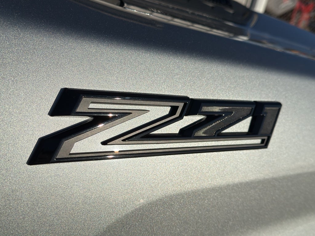 2025 Chevrolet Silverado LTZ