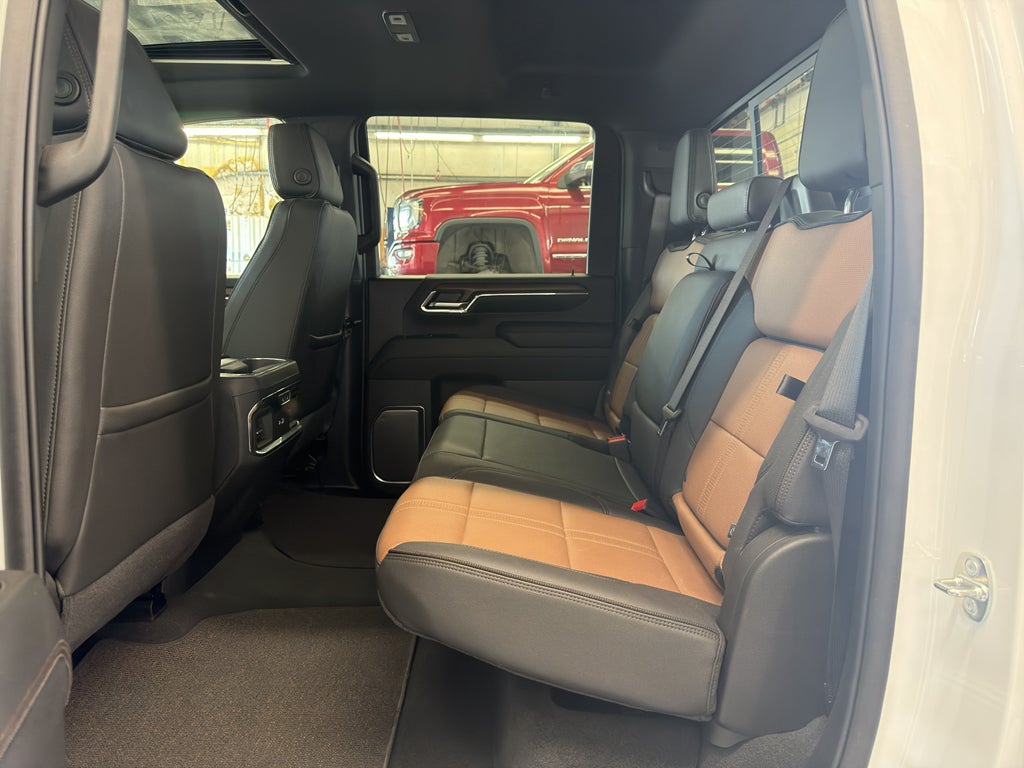 2024 Chevrolet Silverado High Country