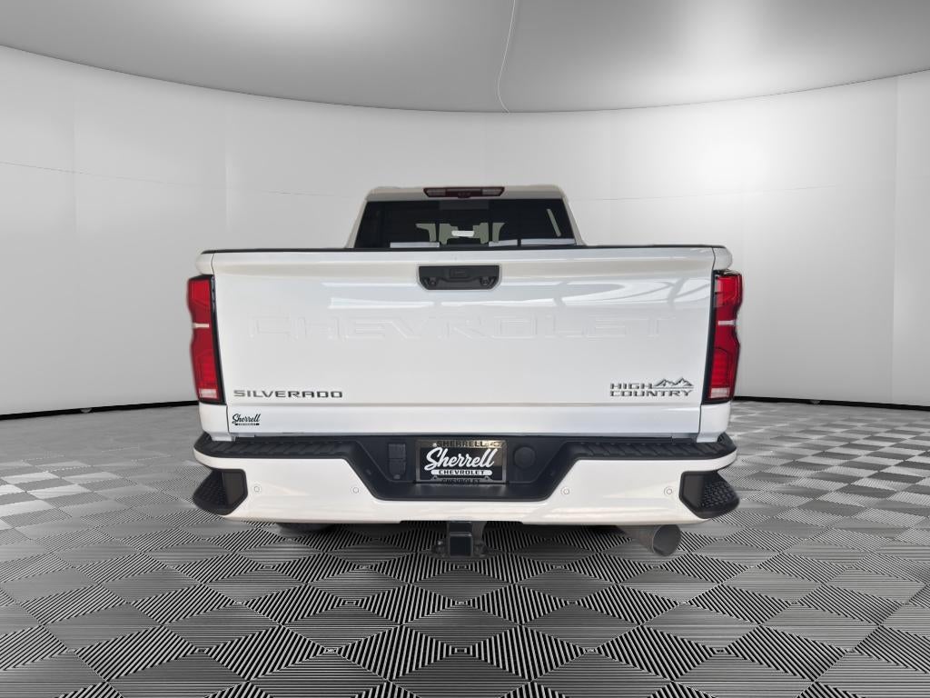 2024 Chevrolet Silverado High Country