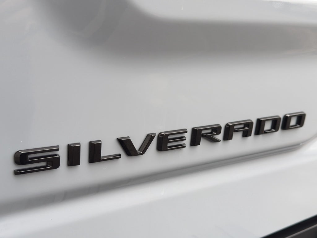 2025 Chevrolet Silverado ZR2