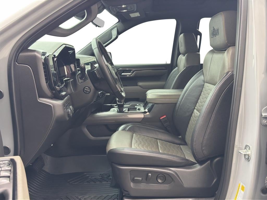 2025 Chevrolet Silverado ZR2