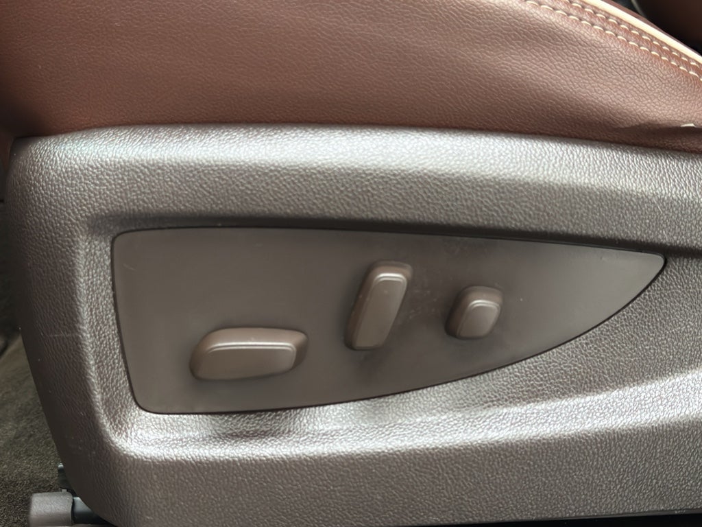 2016 Chevrolet Silverado High Country