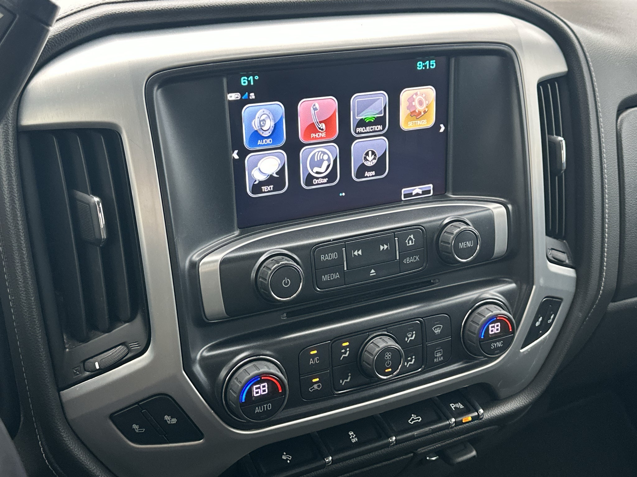 2017 GMC Sierra SLT