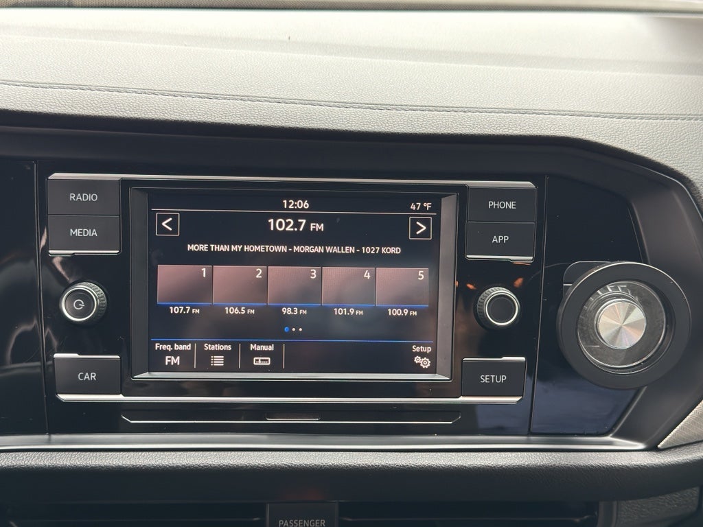 2019 Volkswagen Jetta R-Line