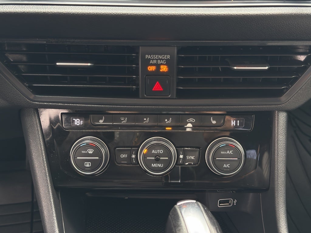 2019 Volkswagen Jetta R-Line