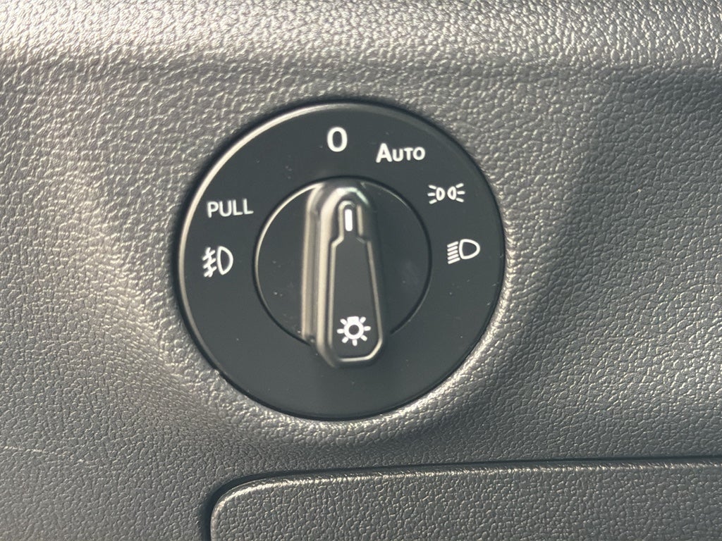 2019 Volkswagen Jetta R-Line