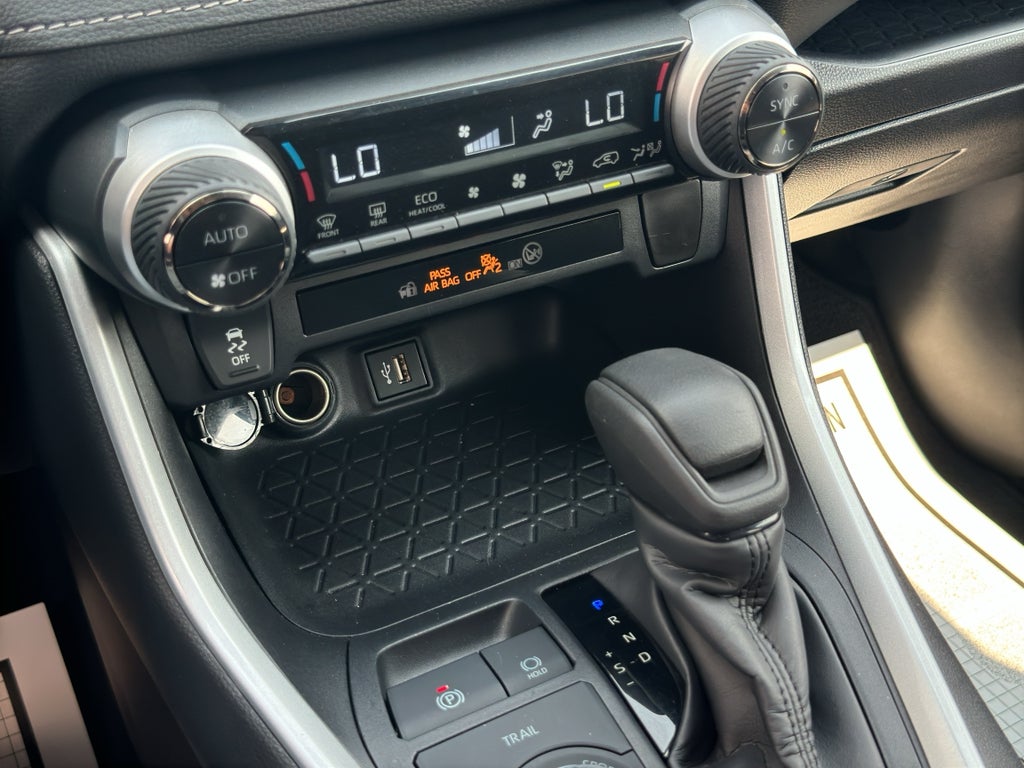 2024 Toyota RAV4 Hybrid Hybrid XLE