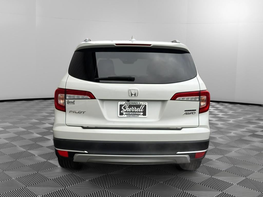 2020 Honda Pilot Touring 8-Passenger