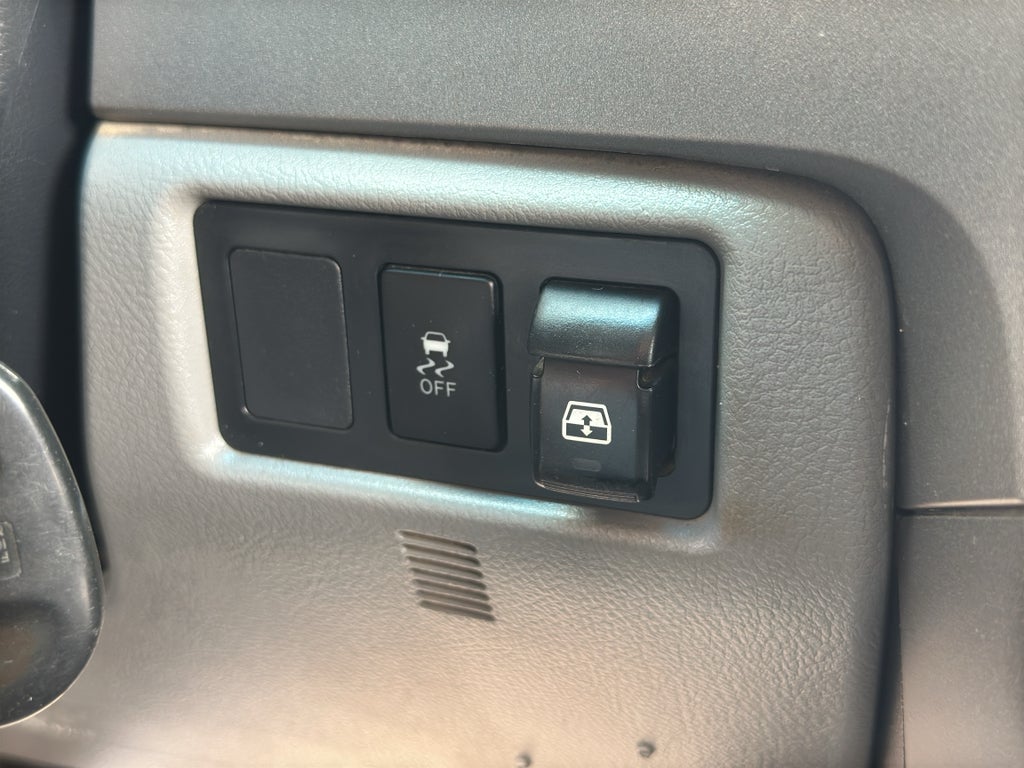 2012 Toyota Tundra Grade 5.7L V8 (A6)