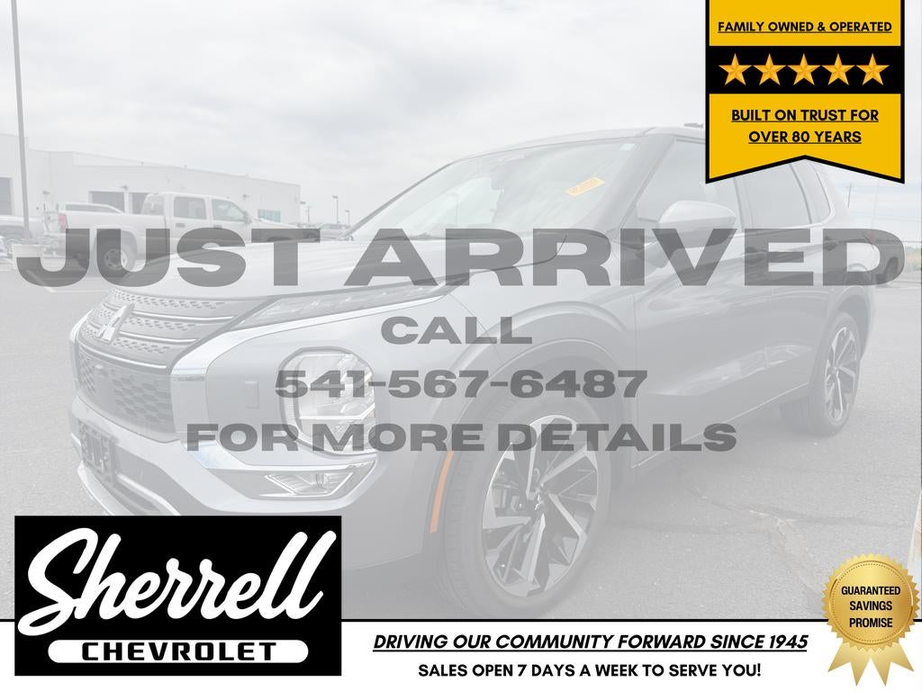 2024 Mitsubishi Outlander SE Black Edition w/Pano Roof