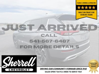2024 Mitsubishi Outlander SE Black Edition w/Pano Roof