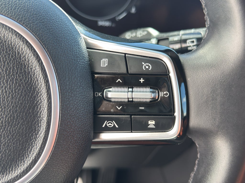 2024 Kia Carnival SX