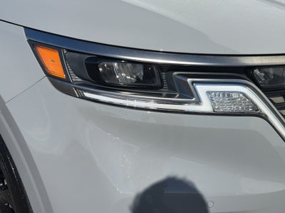 2024 Kia Carnival SX