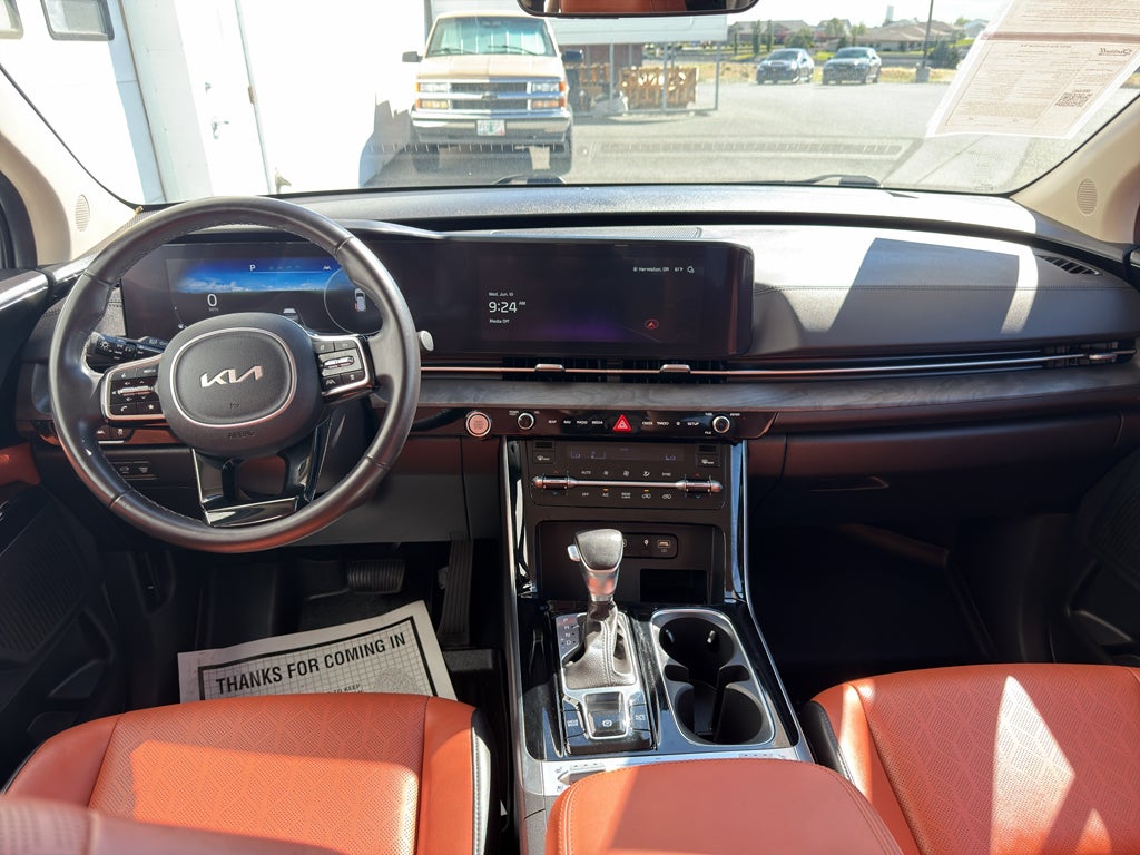 2024 Kia Carnival SX