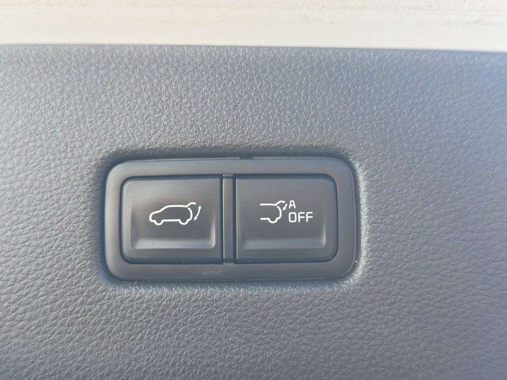 2024 Kia Carnival SX