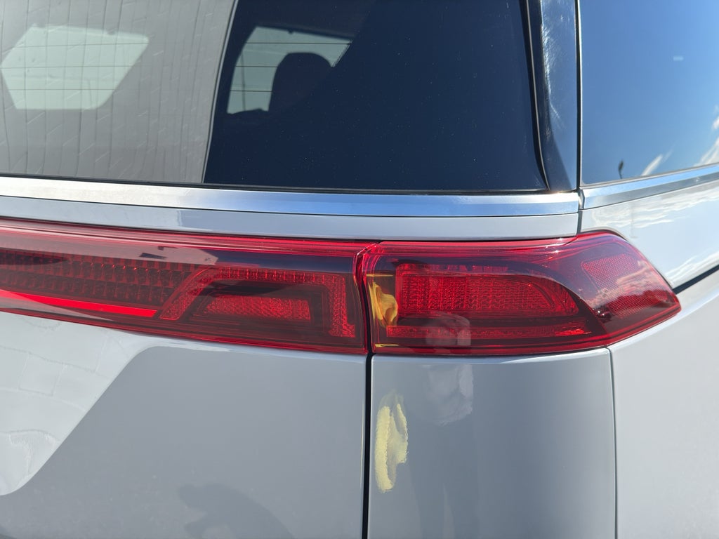 2024 Kia Carnival SX