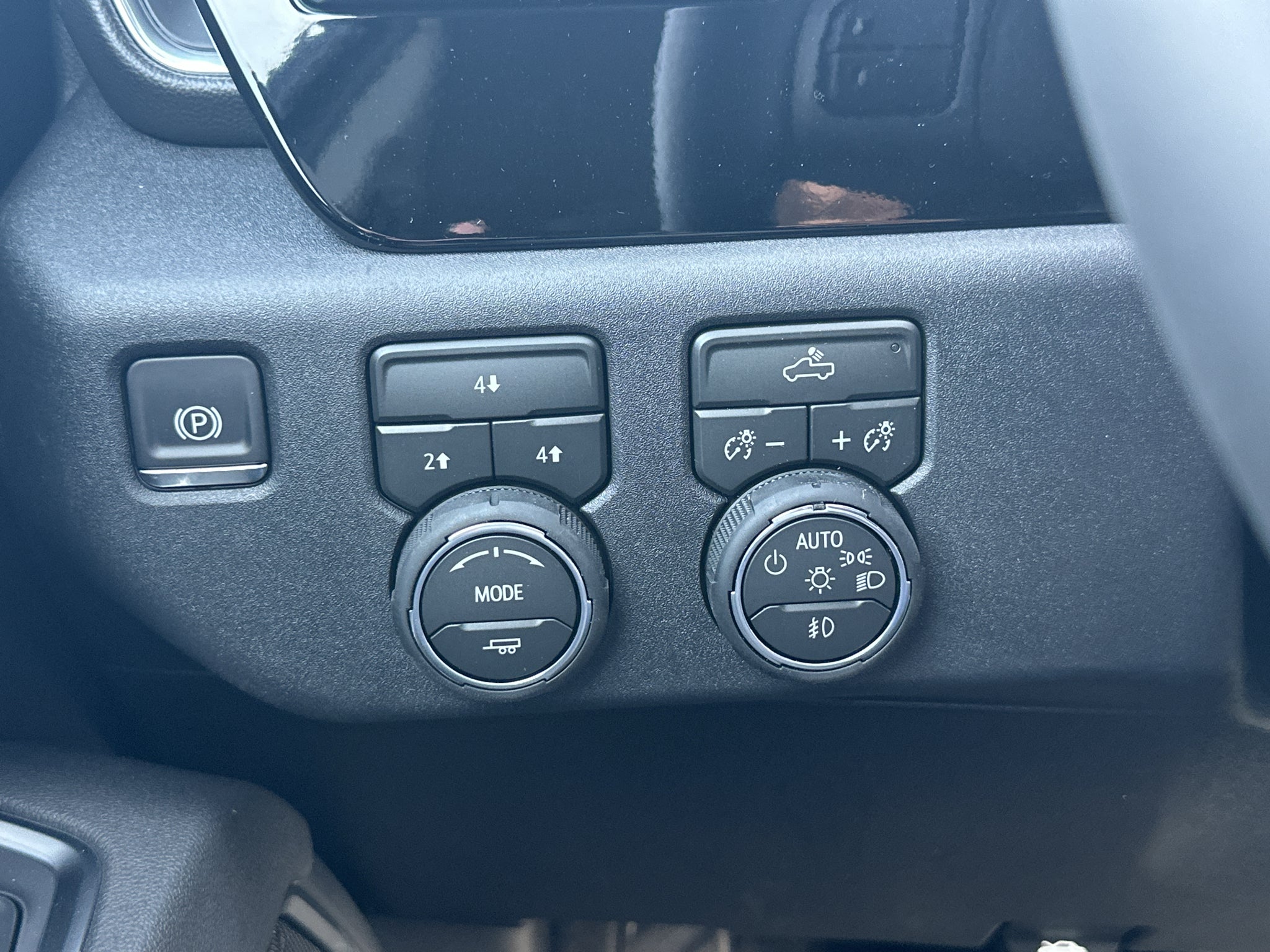 2026 Chevrolet Silverado 3500HD LT - Photo 10