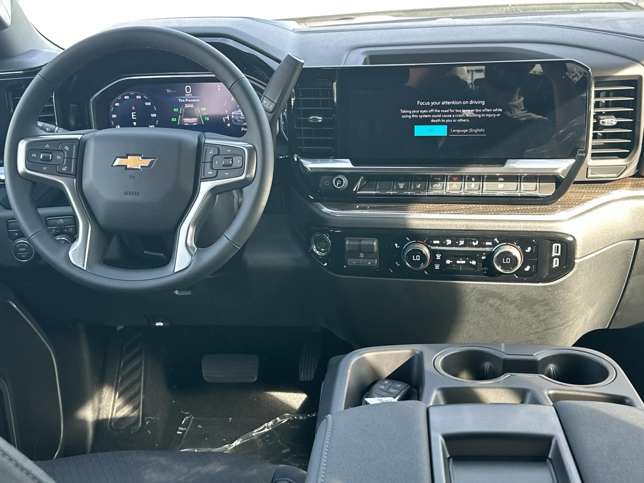 2026 Chevrolet Silverado 3500HD LT - Photo 6