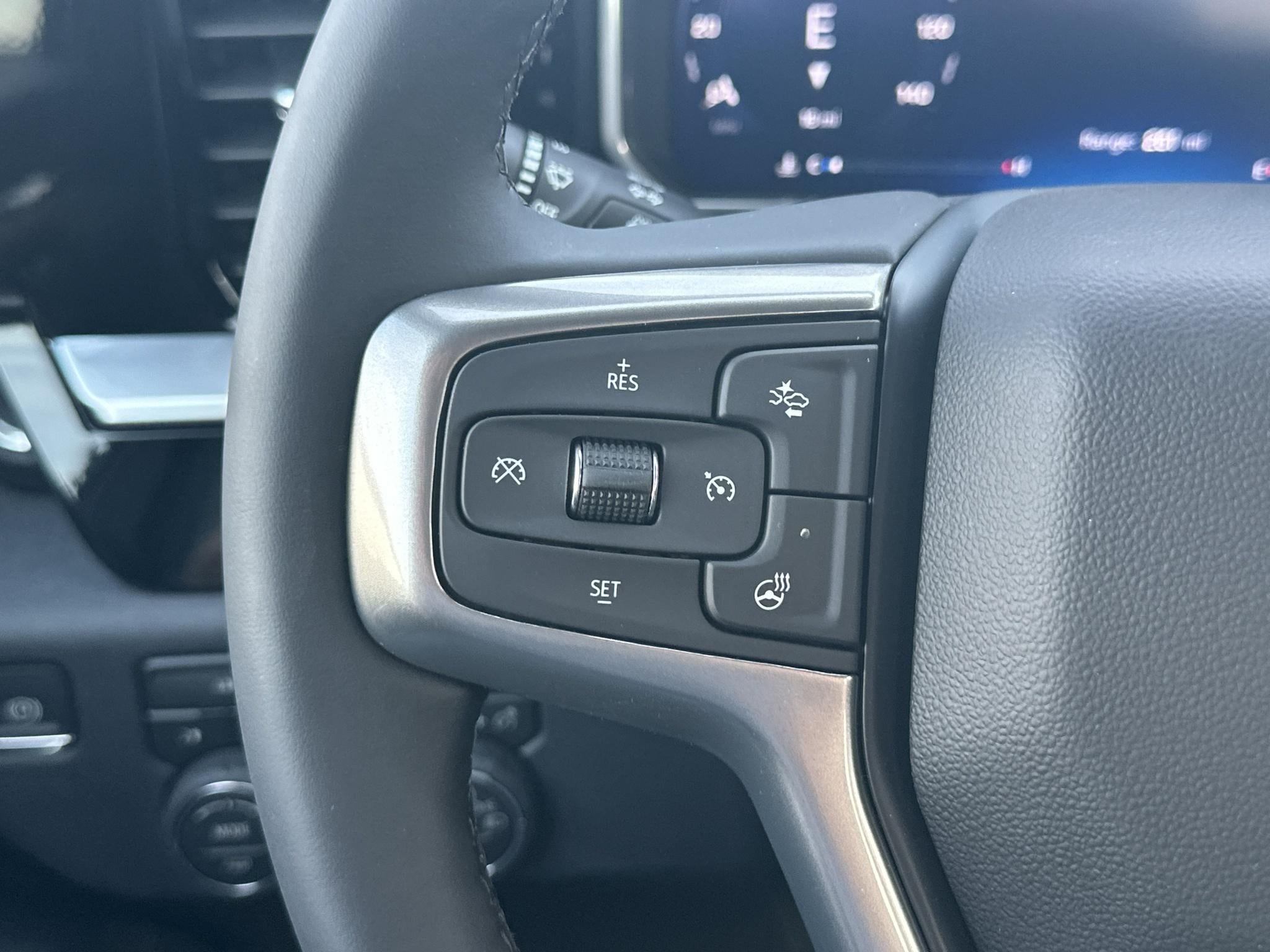 2026 Chevrolet Silverado 3500HD LT - Photo 8