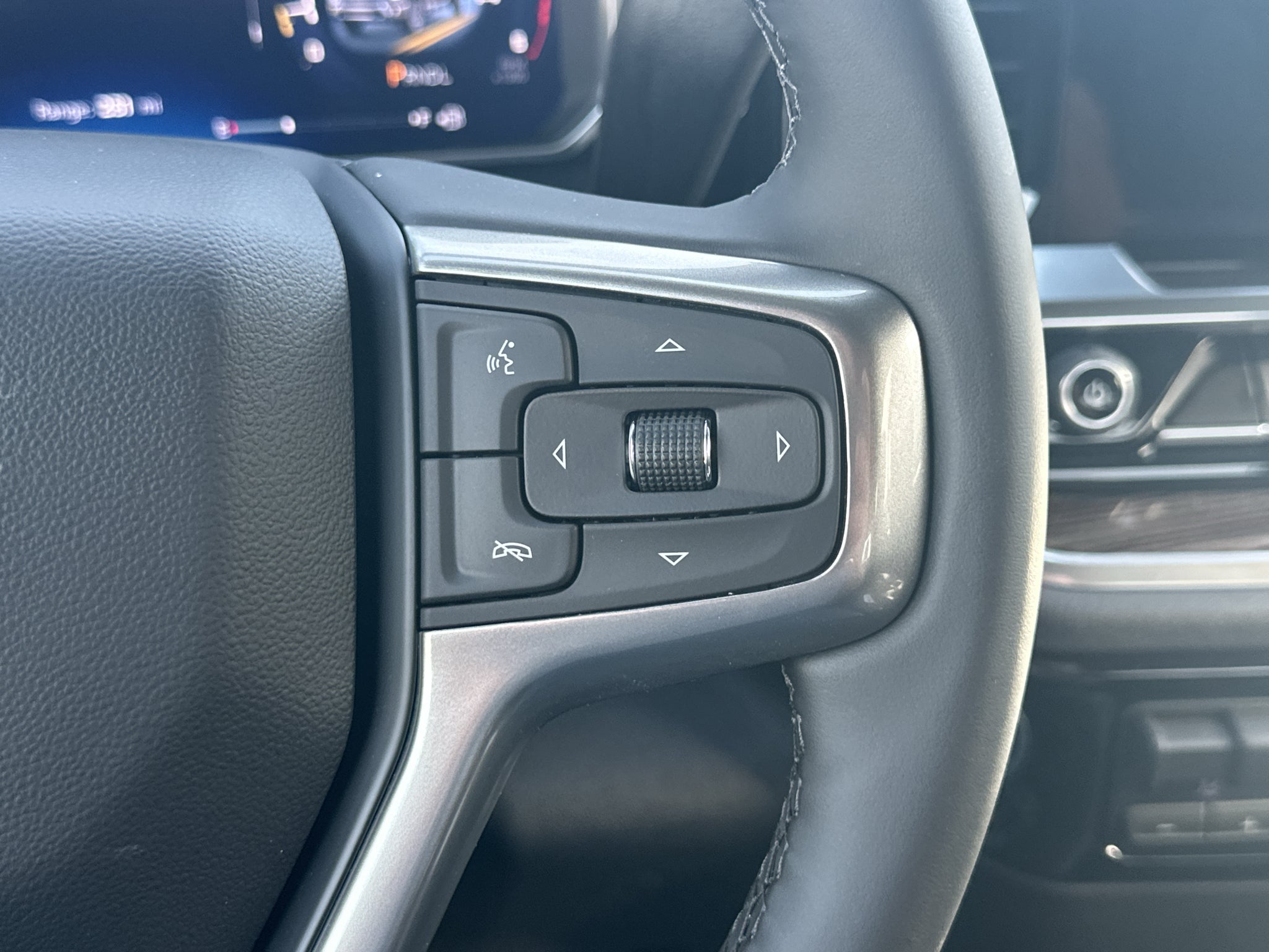 2026 Chevrolet Silverado 3500HD LT - Photo 9